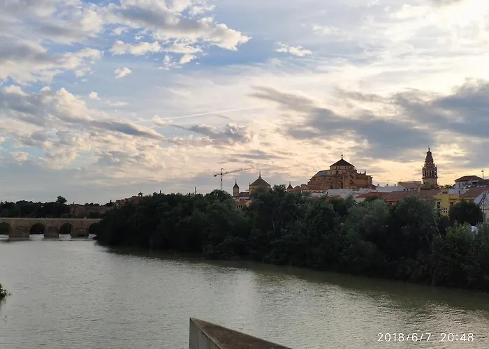 科尔多吧中庭公寓 * 科爾多瓦